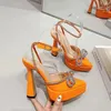 Marke Liebe Strass/Blumen riemen Sandalen Modell Show Fliege High Heels dicken Absatz wasserdichte Plattform Größe 35-43 Damenschuhe
