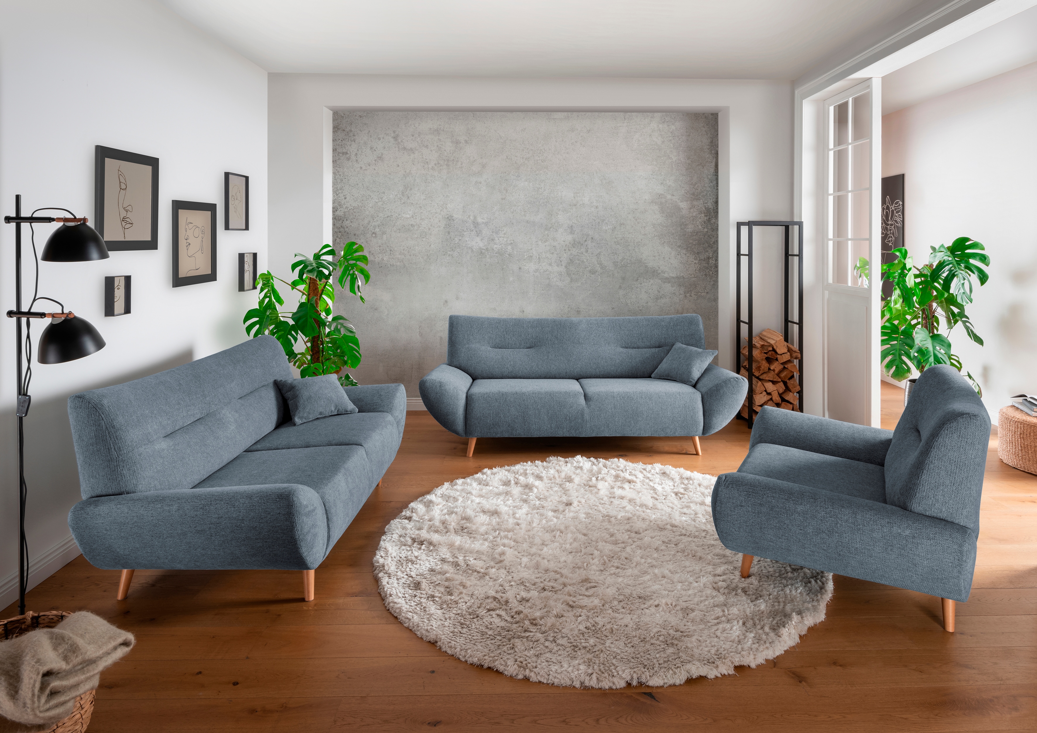 Polstergarnitur INOSIGN "Drago elegant und zeitlos, komfortabel, moderne Formensprache", blau (hellblau,), H:81cm T:90cm, 100% Polyester, Sitzmöbel-Sets, als Sessel/Polsterecke erhältlich, versch. Stoffe, inkl. 2 Zierkissen