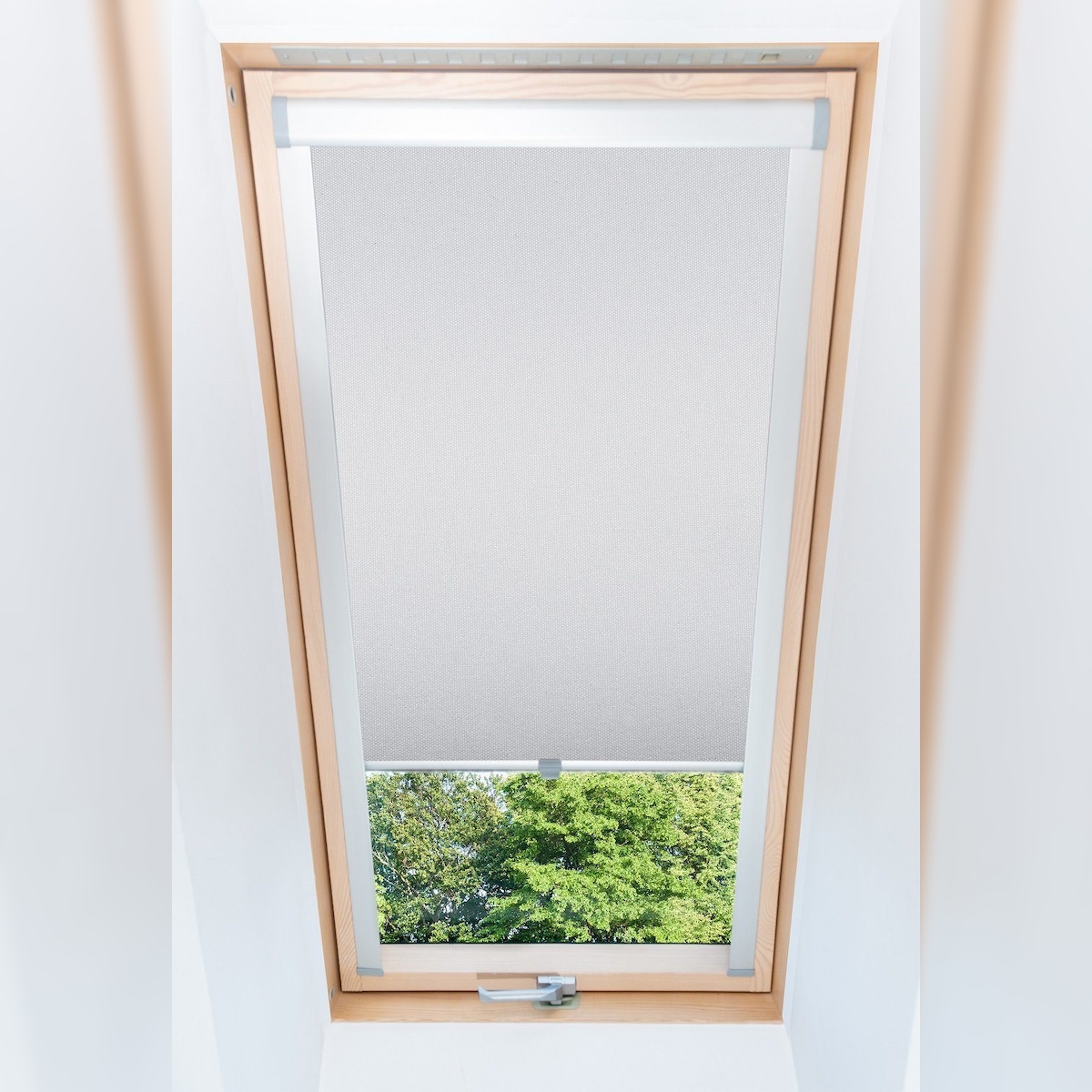 Dachfensterrollo Thermo verdunkelnd passend für Fakro 55/78 Hellgrau Image