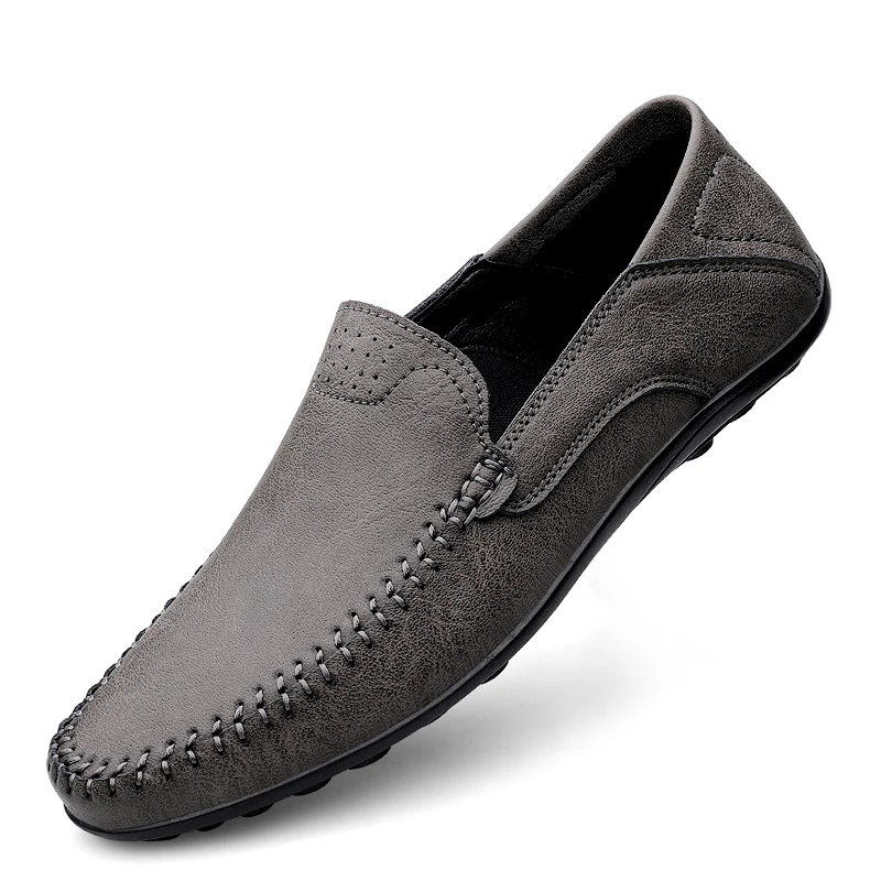 Mode Männer Casual Leder Schuhe Luxus Italienische Weiche Männer Müßiggänger Handgemachte Mokassins Männer Atmungsaktive Slip auf Boot Schuhe Plus Größe