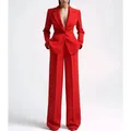 Blazer élégant à col en V et pantalon large pour femme ensemble de tailleur rouge imbibé de sexe