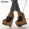 EilyKen Niet Peep Toe Plattform Keil Hausschuhe Schwarz Sommer Schuhe Frau Sexy Super High Heels Maultiere Sandale Größe 35-42