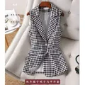 Houndstooth Plaid Wool Vest 2023 Autumn Winter Coat New Black And White Plaid Slim Sleeveless Woolen