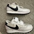 Nike Shoes | Guc Nike -Md Valiant Baby/Toddler Shoes | Color: White | Size: 5bb