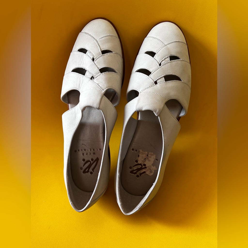 Nike Shoes | 5.5 Nike I.E. With Nike-Air Vintage 80s? Brazil Flats Vintage Shoes Rare Slip-On | Color: Cream | Size: 5.5