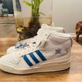 Adidas Shoes | Adidas Forum Mid Shoe Off White Blue Bird Colorway Size 8.5 Authentic Gx1021 | Color: Blue/White | Size: 8.5