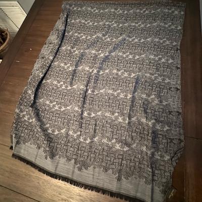 Louis Vuitton Accessories | Louis Vuitton Christopher Nemeth Rope Printed Scarf. Limited Edition Euc | Color: Gray/Silver | Size: Os