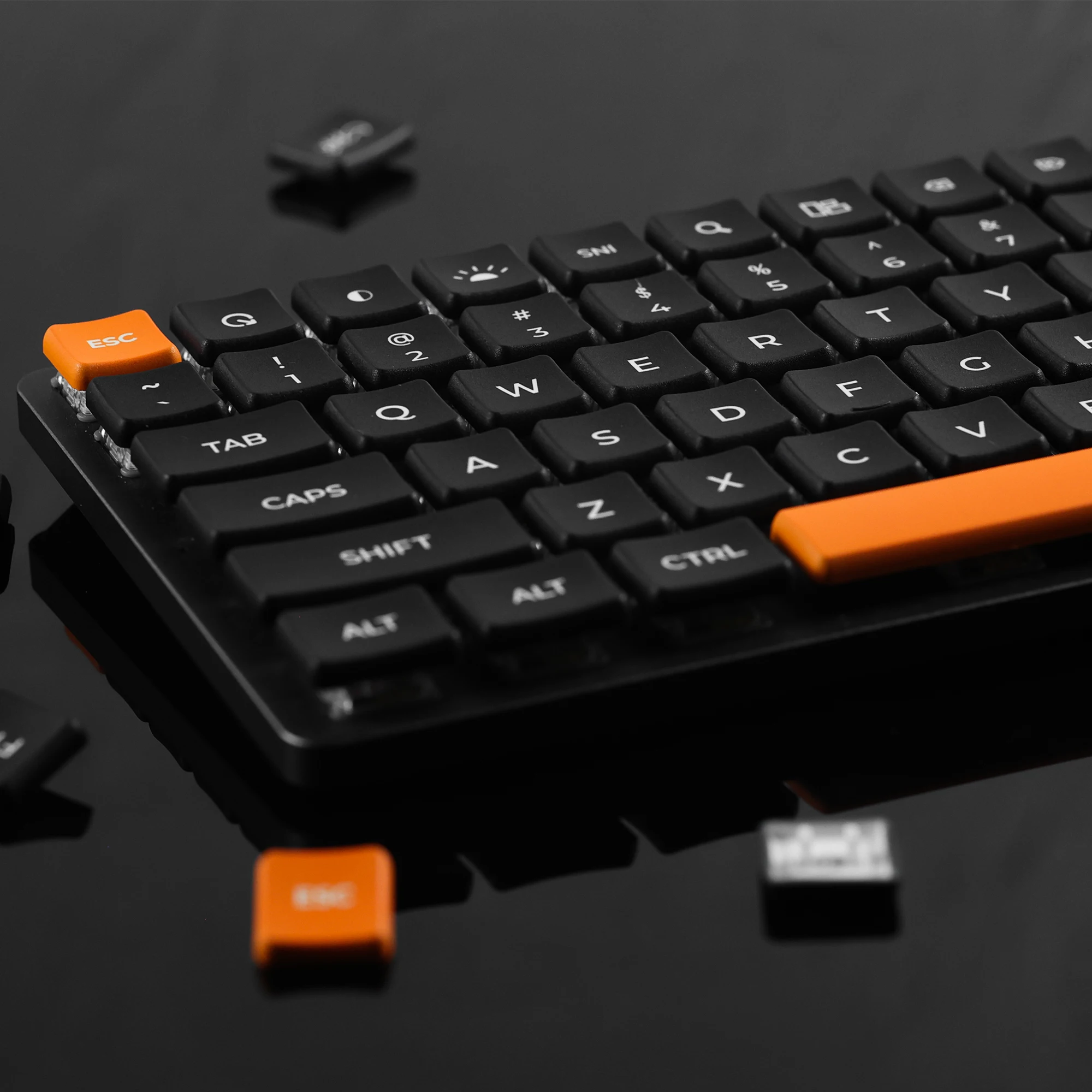 CHOSFOX Low Profile PBT Choc Tastenkappen für Kailh 1350, Low Profile Switch, mechanische Tastatur, ultradünne Tastenkappen Image