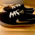 Nike Shoes | Men’s Nike 9.5stefan Janoski Nike Skateboarding &Co Like New Always Kept Clean | Color: Black/White | Size: 9.5