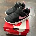 Nike Shoes | Nike Air Max Oketo Black/Psychic Pink-White Toddler Sneaker | Color: Black | Size: 8g