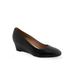 Women's Iris Pump by Aerosoles in Black Leather (Size 8 M)