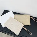 Pochette faite à la main pour femmes sac à dos tendance pour dames porte-monnaie tissé en paille