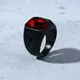 Neue Retro Böhmischen Roten Kristall Intarsien Ring männer Ring Mode Schwarzen Metall Kristall Ring