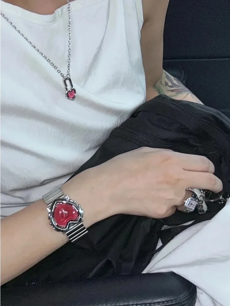 Mode Punk rot Liebe Laser Sterne Metallband Unisex Armband einfache Persönlichkeit Schmuck für Frauen Männer Geburtstags geschenk Armband