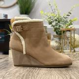 Giani Bernini Shoes | Giani Bernini Booties Women’s Size 11 Wedge Winter Fur Boots | Color: Brown/Tan | Size: 11