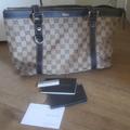 Gucci Bags | Gucci Medium Gg Monogram Canvas Abbey Tote Bag. | Color: Brown/Tan | Size: In Description