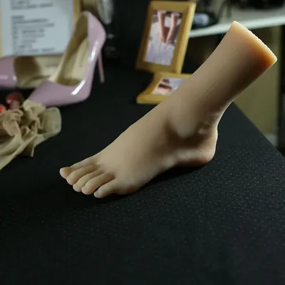 Nail Practice Foot Manicure femminile modello in Silicone manichino piede Fetish per la pittura scarpe calzino gioielli Display Soft Feel TPE37D