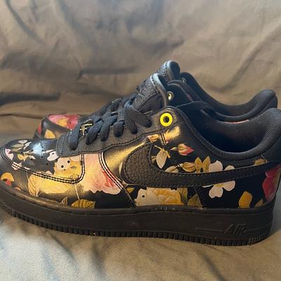 Nike Shoes | Nike Air Force 1 Shoes Women Sz 7.5 Black Floral Leather Ladies Sneakers | Color: Black | Size: 7.5