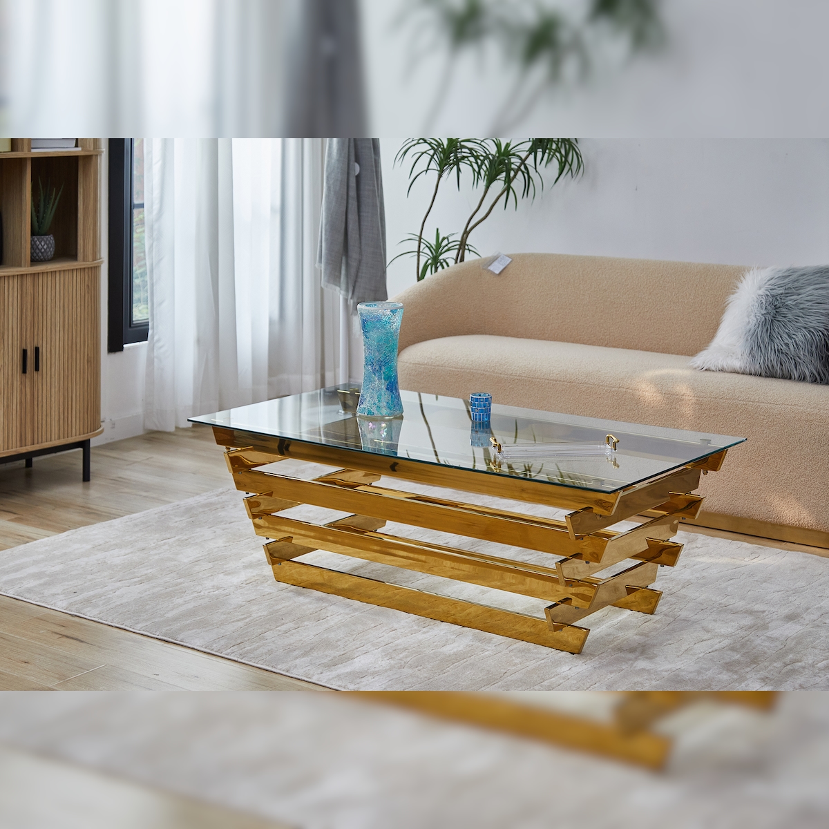 SalesFever Couchtisch 130x70 cm | 8 mm Klarglasplatte | Edelstahl-Gestell goldfarben | B 130 x T 70 x H 45 cm | goldfarben Image