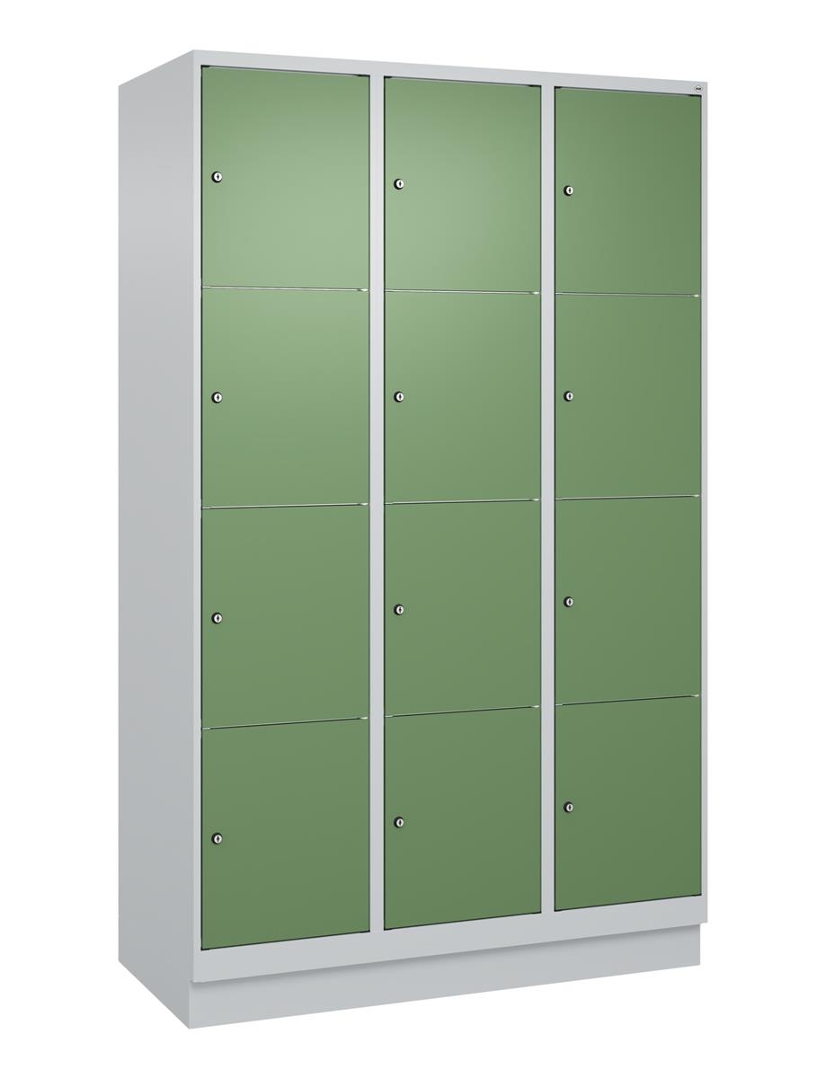 C+P Schließfachschrank Classic PLUS, Sockel, 3 Abteile, 1950x1200x500mm, 7035/60 Image