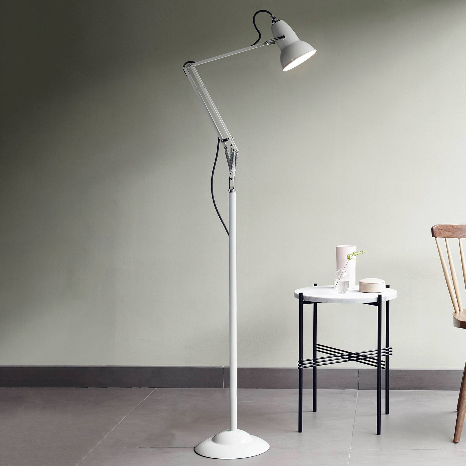 Anglepoise LED Stehlampe Original 1227, alu / grau / zink, für Wohn- / Esszimmer, Aluminium, Industrielles Design, LED Stehlampe