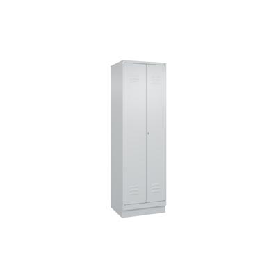 C+P Aufbewahrungs Doppel-Spind Classic PLUS, Sockel, 2 Abteile, 5 Fachböden, HxBxT 195x60x50cm, Zylinderschloss, Hellgrau/Hellgrau von PROREGAL