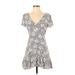 West Of Melrose Casual Dress - Mini V Neck Short sleeves: Gray Floral Dresses - Women's Size Small