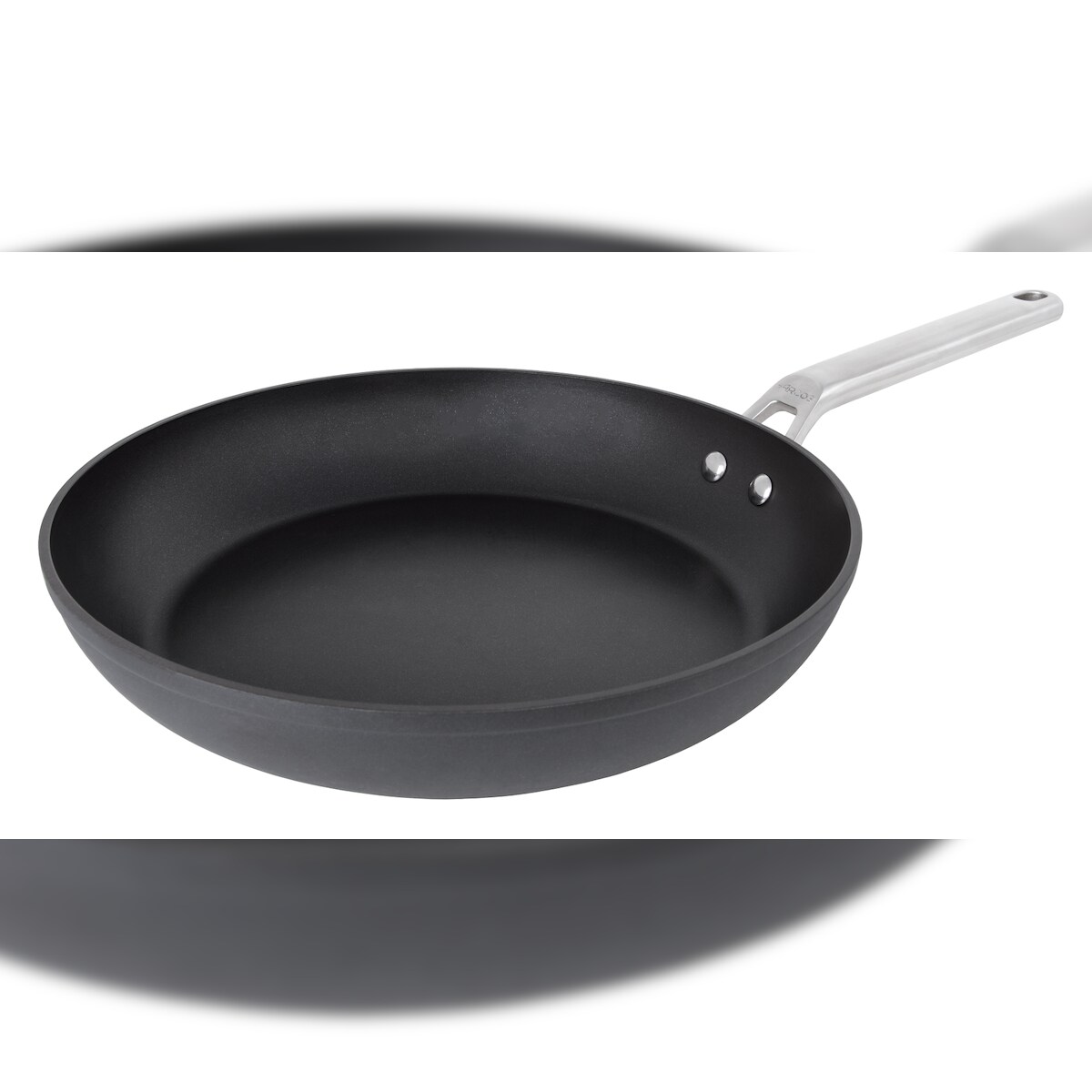 Arcos Serie Samoa | Antihaft-Pfanne 32 cm | Geschmiedetes Aluminium | Geeignet für jede Küche | Kalteffekt-Edelstahlgriff | Schwarz | FULL INDUCTION Image