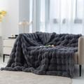 Super Soft Faux Fur Throw Blanket Royal Luxury Cozy Plush Blanket use for Couch Sofa Bed Chair, Reversible Fuzzy Faux Fur Velvet Blanket