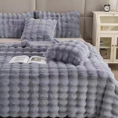 Super Soft Faux Fur Throw Blanket Royal Luxury Cozy Plush Blanket use for Couch Sofa Bed Chair, Reversible Fuzzy Faux Fur Velvet Blanket