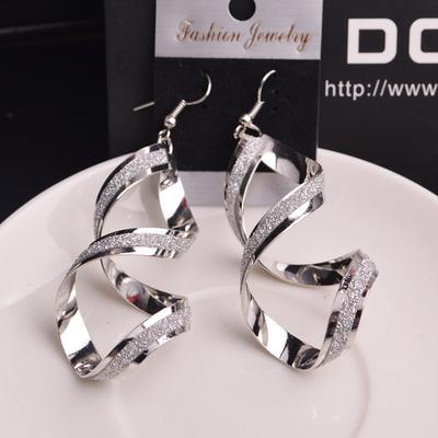 Drop Earrings Dangle Earrings For Women's Party Wedding Casual Alloy Wave Gold Silver