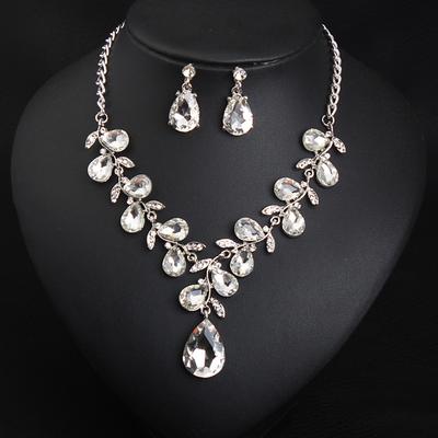 Bridal Jewelry Sets 1 set Crystal Rhinestone Alloy 1 Necklace Earrings Women's Statement Colorful Cute Fancy Flower irregular Jewelry Set For Party Wedding