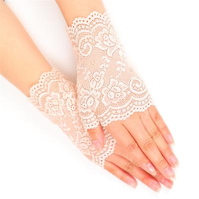Lace Wrist Length Glove Cute With Floral Wedding / Party Glove