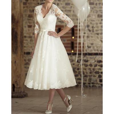 Reception Wedding Dresses VintageSimple Wedding Dresses A-Line V Neck Short Sleeve Tea Length Satin Bridal Gowns With Lace Criss Cross Summer Wedding Party 2024