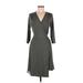 Banana Republic Casual Dress - Wrap V Neck 3/4 Sleeve: Gray Print Dresses - Women's Size Medium Petite