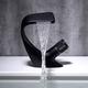 Robinet d'évier de salle de bains, mitigeur cascade de nouveauté, robinets de lavabo à poignée unique, robinets de bain à un trou avec tuyau d'eau chaude et froide