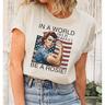 Per donna maglietta Vintage Di tendenza Alfabetico Bandiera Top regolari Manica corta Rotonda Giornaliero Fine settimana Nero Beige Per tutte le stagioni Rosie the Riveter Shirt In A World Be A Rosie