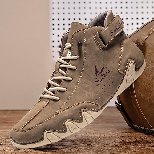 stivali da uomo in pelle scamosciata verde acqua fatti a mano: eleganti sneakers alte con lacci per un abbigliamento outdoor durevole e alla moda