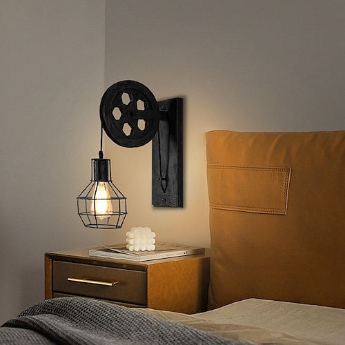 Werten Sie Ihre Inneneinrichtung mit einer Vintage-Wandleuchte auf – perfekt für Flure, Cafés und Bars mehr! Image