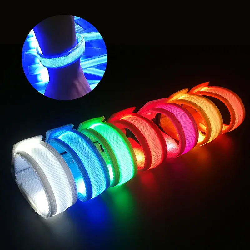 YOMDID Bracciale luminoso a LED Concerto Party Bar Bracciale luminoso Cinturino da polso sportivo luminoso a LED Esegui forniture per feste da bar