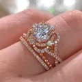 2Pcs/set NEW Shining Rose Gold Color White Crystal Rings Set Bridal Flower Engagement Wedding band