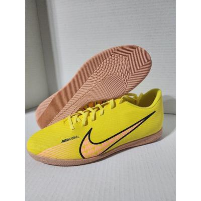 Nike Shoes | Men's Nike Mercurial Vapor 15 Club Soccer Shoes Size 7 Yellow Strike Dj5969-780 | Color: Black/Tan/Yellow | Size: 7