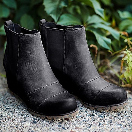 Damen Keilstiefelette mit elastischen Einsätzen – stylische Schlupfstiefelette aus Lederimitat Image