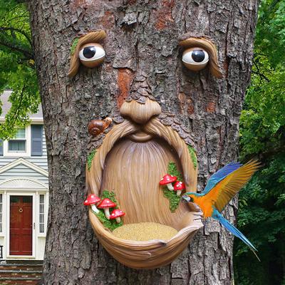 Bird Feeder Resin Tree Face Ornament Unique Yard Art Bird Food Feeder for Outdoor Garden Decorations