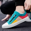 Scarpe Casual uomo scarpe di tela traspiranti 2020 New Fashion Men Flats Trending Sneakers uomo Slip