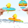 1 pcs Cute Cartoon Duck Bath Toys Classic Water Toy Back canottaggio Boat Baby Bathing Swim Duck