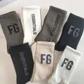 HSS Brand 4Pairs/Lot Men's Socks ESS Letters Pure Cotton Long Sock Black White Street Sports Socks