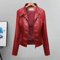 Veste de motard en similicuir avec support pour femme coupe couvertes confortable à la mode