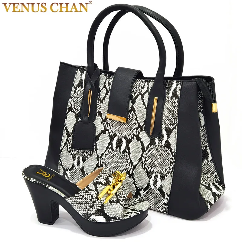 2022 italienische neueste design schwarz und weiß colorblock schlange muster plattform frauen high heels passenden handtaschen für verkauf Image