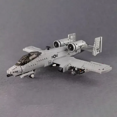 XINGBAO 06022 WW2 A10 Kampfflugzeug Modell Militär Waffe Serie DIY Kleine Partikel Spielzeug Bausteine Geschenk Für Jungen 961 Stücke Image